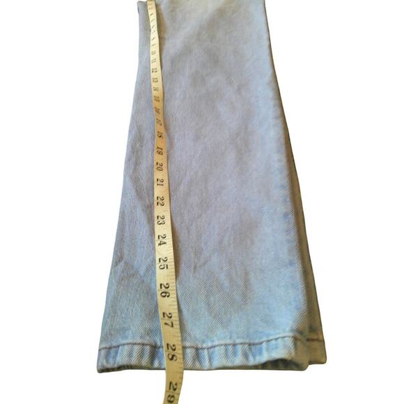 Zara Women’s High Rise Mom Jeans Size 4 Light Wash Tapered Leg Denim - Picture 9 of 12